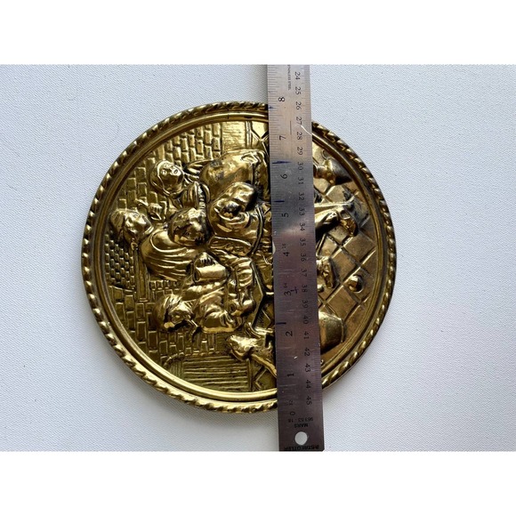 Vintage Peerage Brass Wall Hangings, Made In England, Set Of 2 - Picture 8 of 10